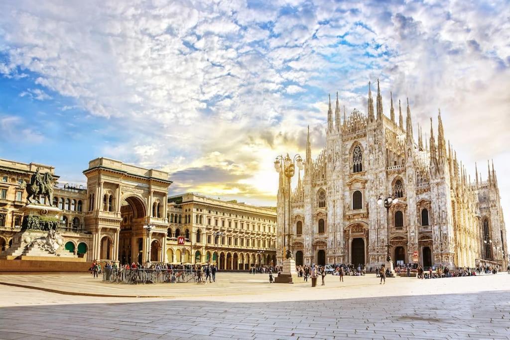 Piazza Duomo - Antico Appartamento Dell'800 Milán Exteriér fotografie